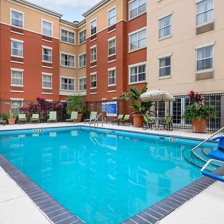 เอ็กซ์เทนด์ สเตย์ อเมริกา ออร์แลนโด คอนเวนชั่นเซ็นเตอร์ 6443 เวสต์วูด Hotel Williamsburg ภายนอก รูปภาพ