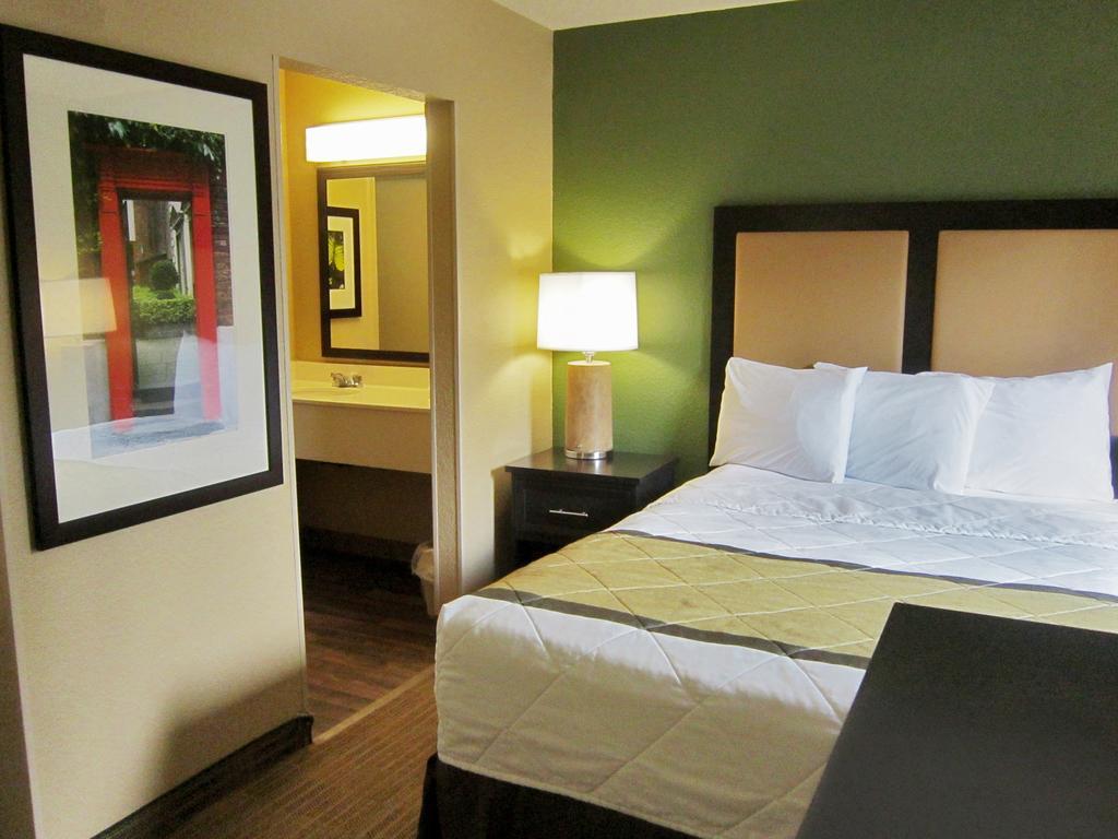 เอ็กซ์เทนด์ สเตย์ อเมริกา ออร์แลนโด คอนเวนชั่นเซ็นเตอร์ 6443 เวสต์วูด Hotel Williamsburg ภายนอก รูปภาพ