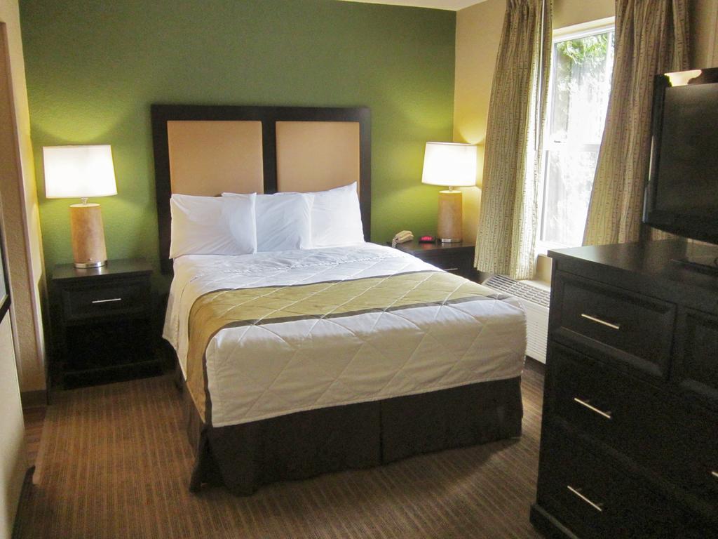 เอ็กซ์เทนด์ สเตย์ อเมริกา ออร์แลนโด คอนเวนชั่นเซ็นเตอร์ 6443 เวสต์วูด Hotel Williamsburg ภายนอก รูปภาพ
